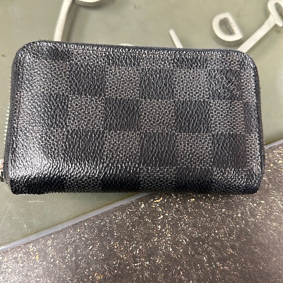 Louis Vuitton | Bags | Louis Vuitton Damier Graphite Compact Zippy ...